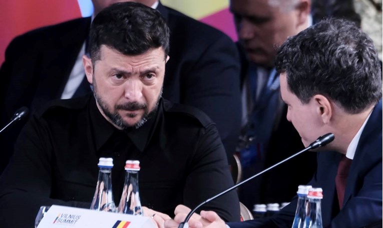 Prevoditelj potajno pisao bilješke sa sastanka sa Zelenskim. EU ga se odmah riješio