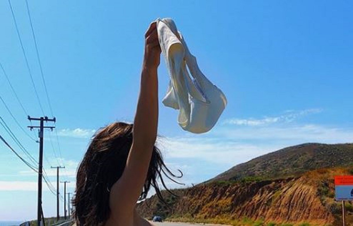 Zarađuje 8000 kuna po objavi: Ispunila izazov fanova i skinula se uz cestu