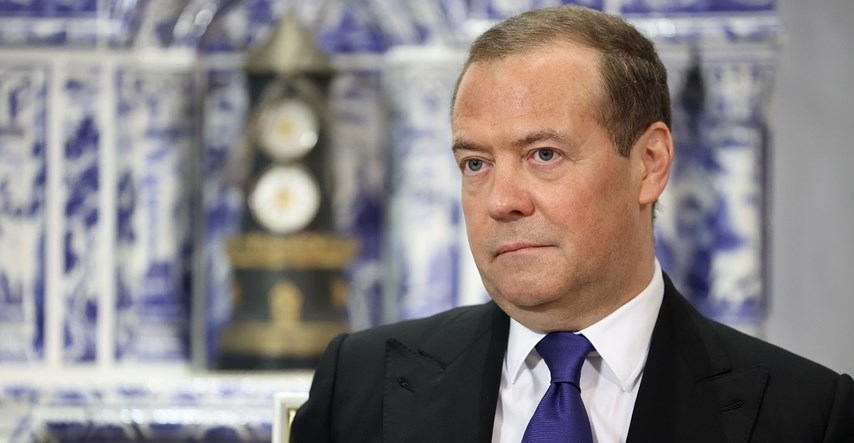 Medvedev o Bidenu: Demencija je korisna stvar