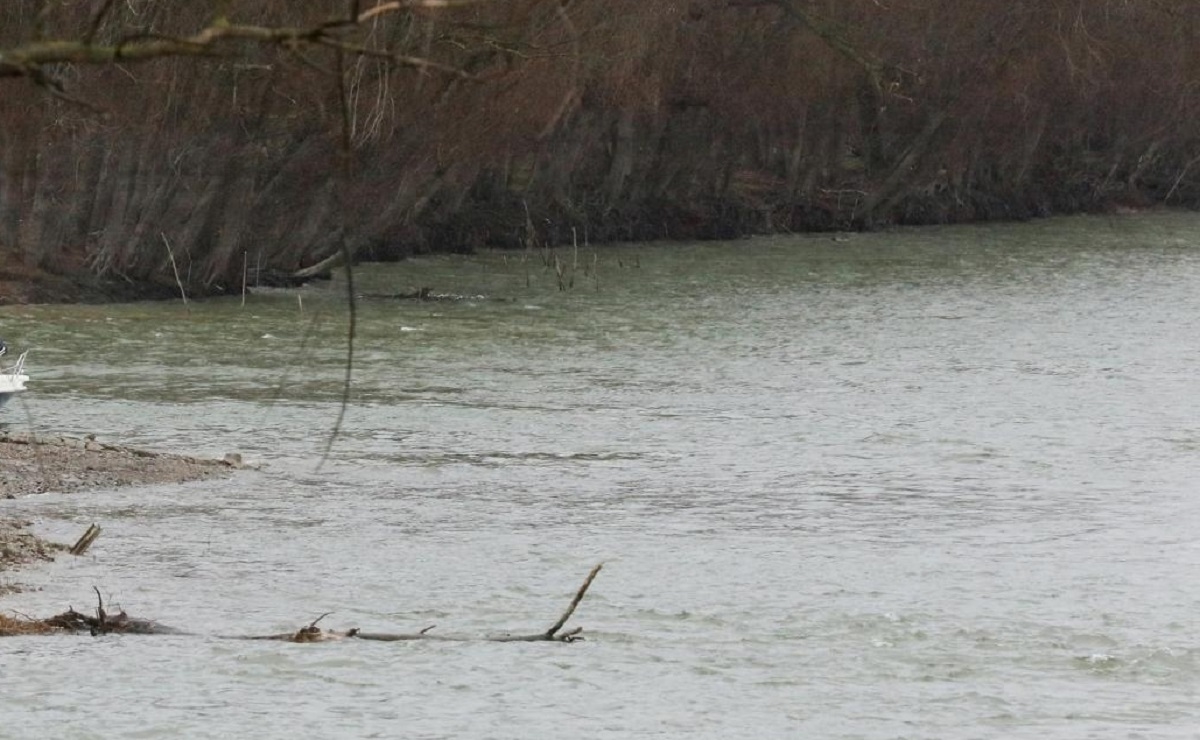 Tinejdžeri u Srbiji skočili u kanal, nisu znali plivati. Utopili su se
