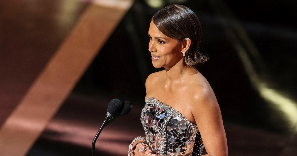 Od Halle Berry do Demi Moore: Metalik haljine dominirale crvenim tepihom Oscara