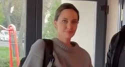 Angelina Jolie je stigla u Lavov, obožavatelji je snimili u jednom kafiću