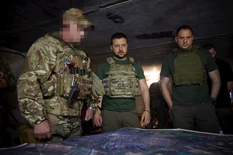 Zelenski se iznenada pojavio kod Bahmuta. Ukrajinska vojska: Uskoro ulazimo na Krim