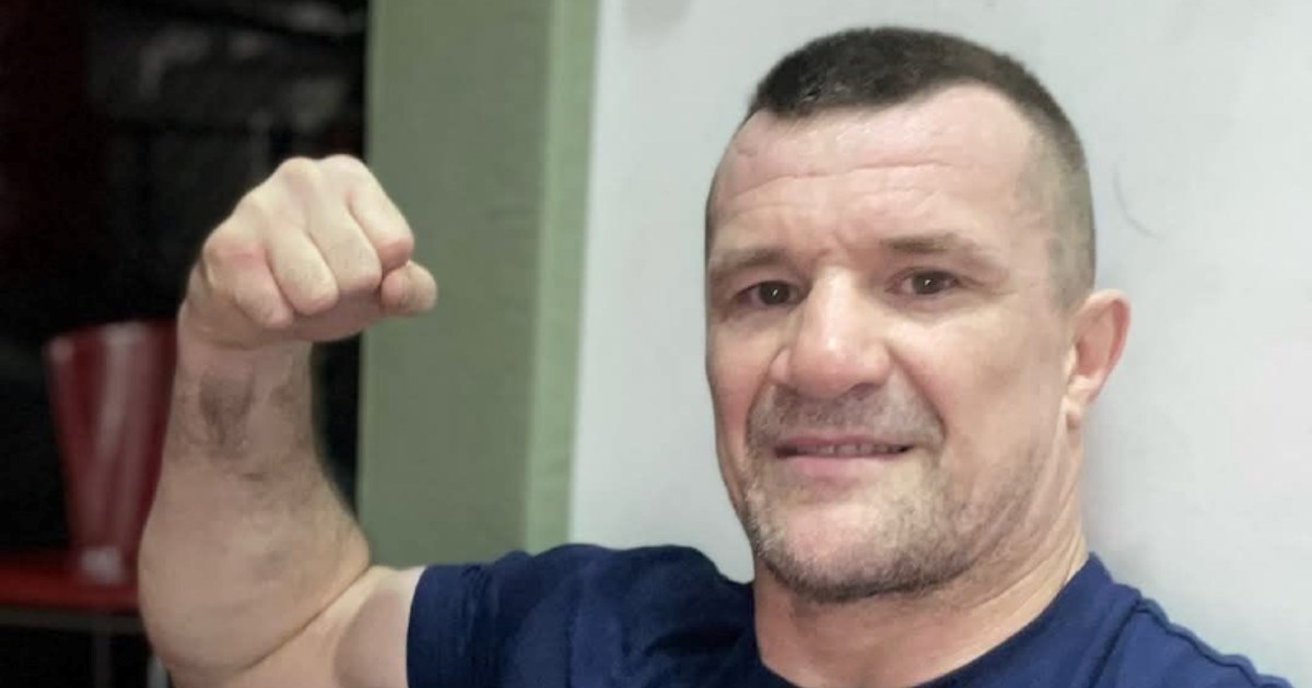 Cro Cop objavio fotke s treninga sa sinom pa odgovorio fanu koji ga je provocirao