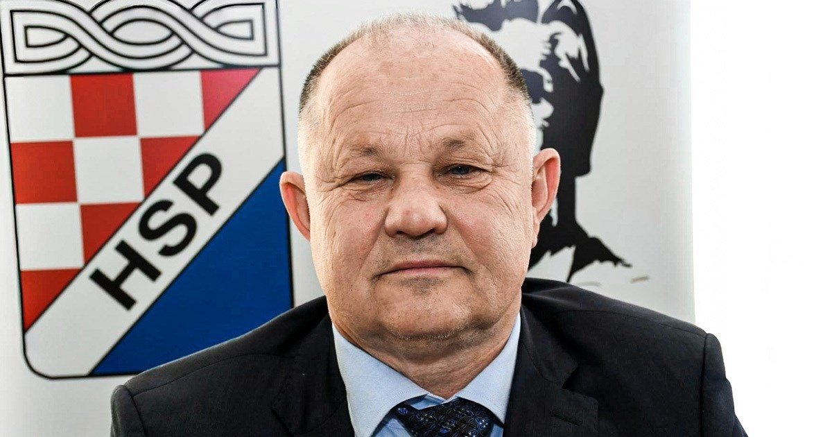 Jučer 6. put pobijedio na izborima, danas sjeo na optuženičku klupu