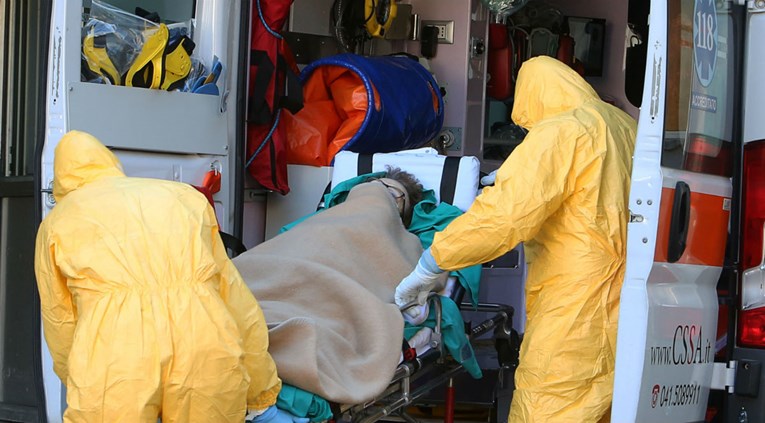 Koronavirus u Italiji odnio treću žrtvu. Zatvorene škole, police trgovina prazne