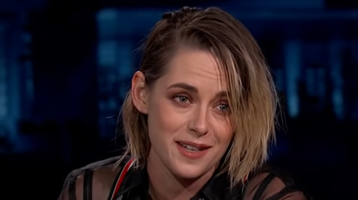 Objavljena prva fotografija Kristen Stewart u ulozi Lady Di, ljudi pišu: Šalite se