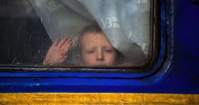Jezivi ruski zločini nad ukrajinskom djecom: Ubojstva, mučenja, silovanja...