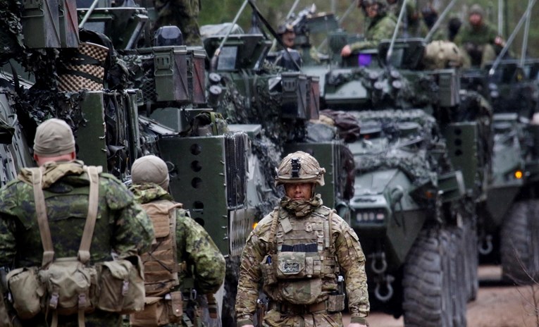 NATO razmišlja o slanju više tisuća novih vojnika na istok Europe