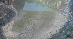 Misterij u Imotskom: Po noći na dnu presušenog Modrog jezera nacrtao čudne znakove