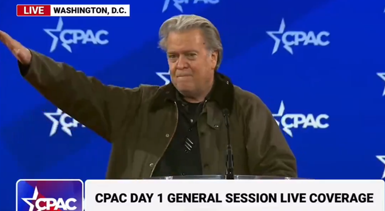 VIDEO Trumpov saveznik salutirao desnicom pa kimnuo glavom i rekao "Amen"