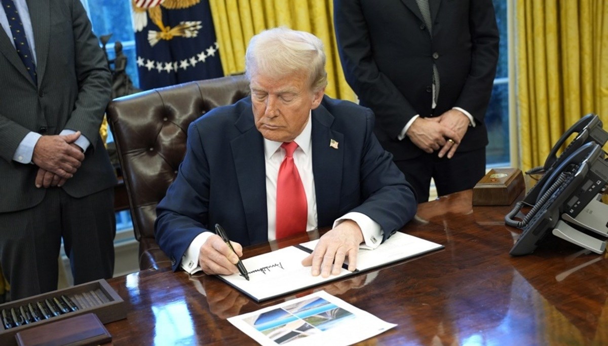 Trump će engleski proglasiti službenim jezikom u Americi