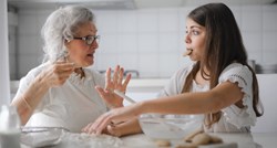 Odlični razlozi zbog kojih djeca trebaju provoditi vrijeme s djedovima i bakama