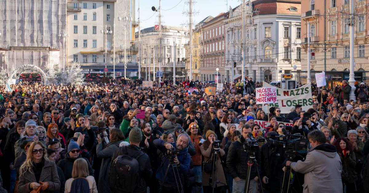 Organizatori: Na antifašističkom maršu u Zagrebu bilo 10.000 ljudi