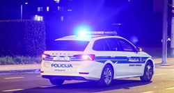 Pijan autom sletio s ceste pa se zabio u ogradu kuće na zagrebačkom Maksimiru