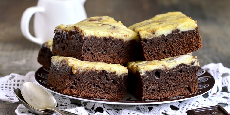 25 recepata za kolače s kakaom, od brownieja i kuglofa do prhkih pita i sočnih torti