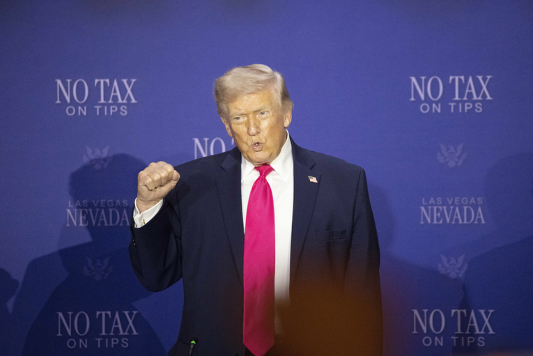 Trump: Iran pristao predati uranij, rat bi mogao uskoro završiti