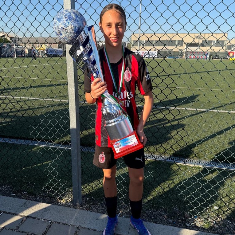Modrićeva kći Ema (12) osvojila prvi trofej s Milanom