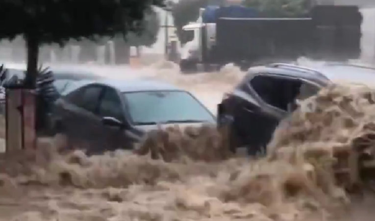 VIDEO Nakon godina suše, Maroko pogodile smrtonosne poplave