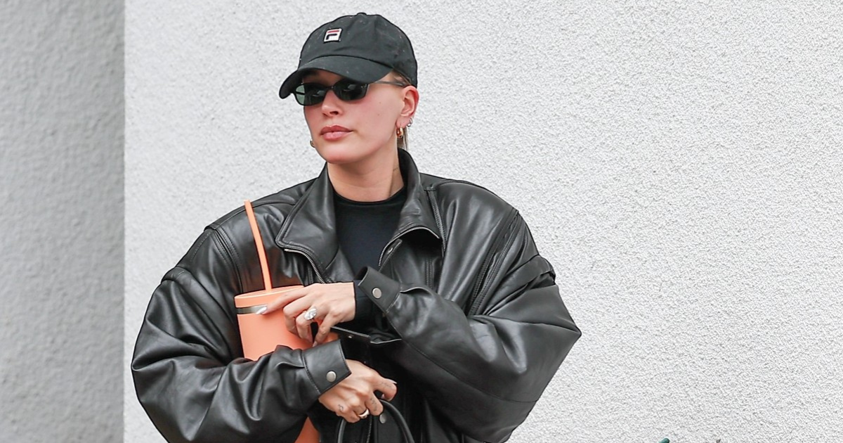 Tenisice koje nosi Hailey Bieber bit će najpoželjnije u 2025. godini