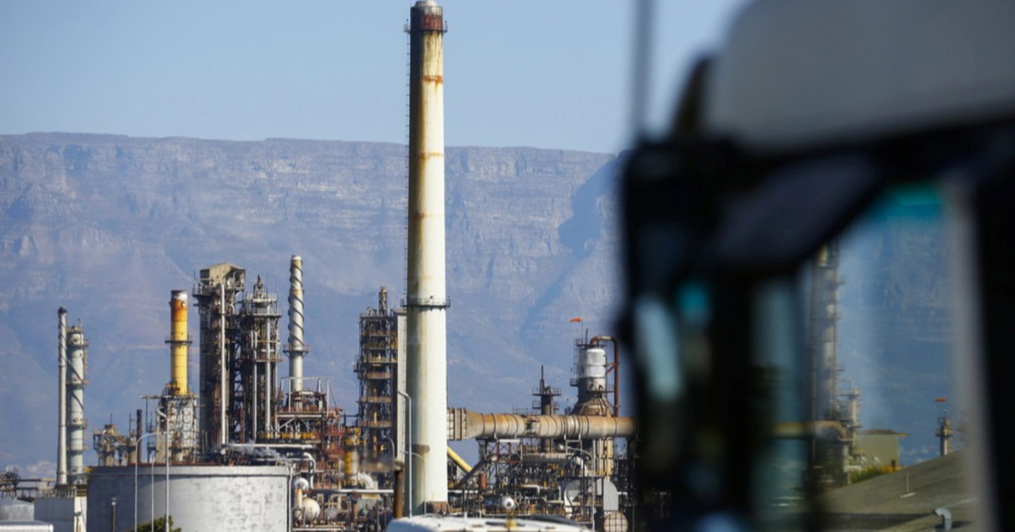 Iranski šef diplomacije: Cijene nafte će nastaviti rasti