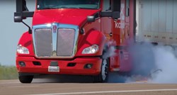 VIDEO Pogledajte kako će reagirati samovozeći kamion na eksploziju gume