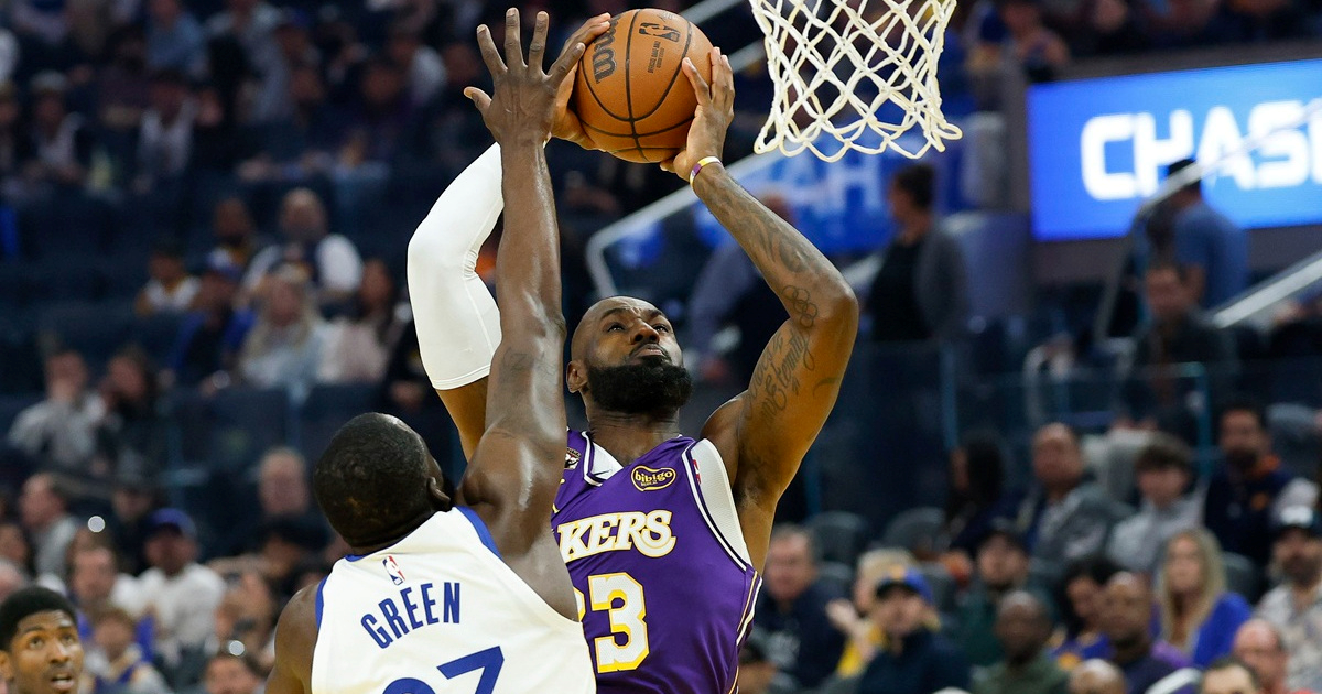 Bronny i LeBron odigrali dosad neviđenu akciju u NBA ligi