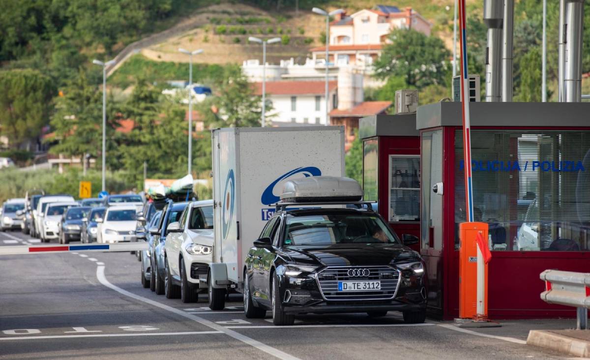 U Sloveniji novih 19 slučajeva zaraze, vlasti prate stanje u Hrvatskoj