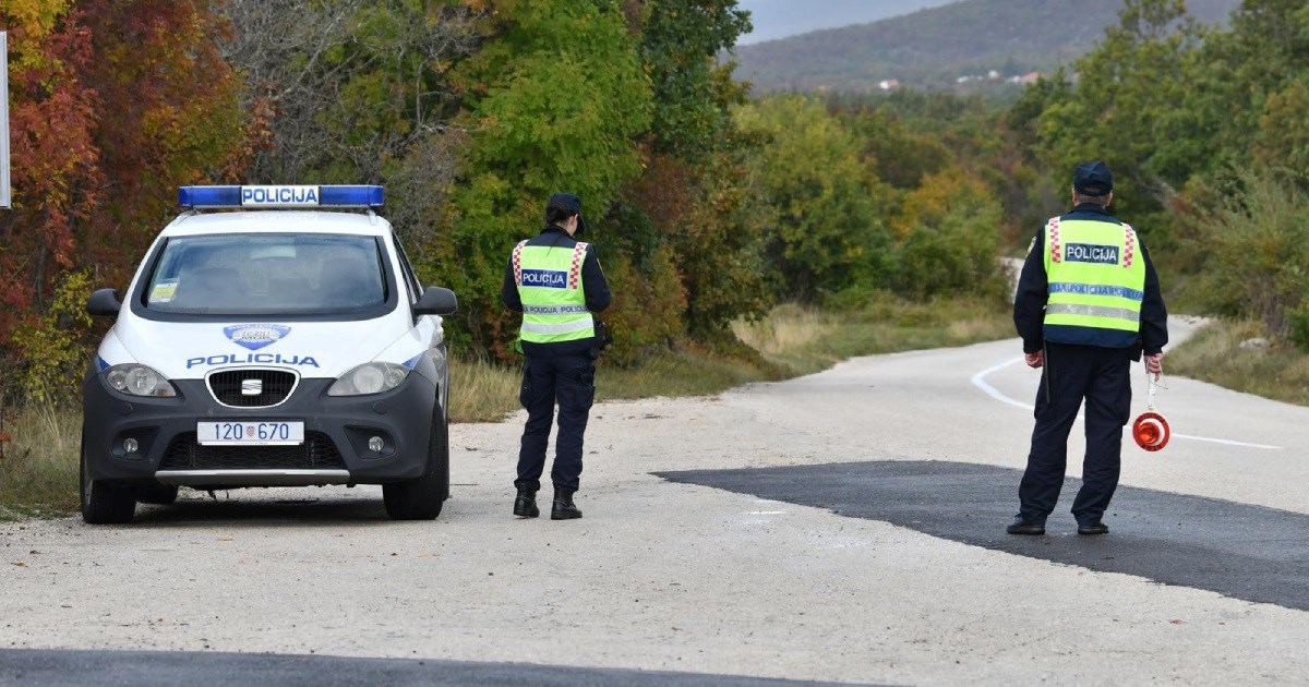 Ukrajinac pokušao prokrijumčariti migrante kod Topuskog, priveden je
