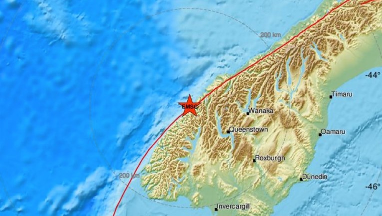 Snažni potresi pogodili Japan i Novi Zeland, magnitude su im bile 5,9 i 5,5