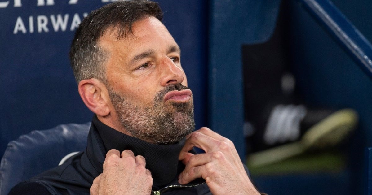 Van Nistelrooy je ispao iz lige. Sad odlazi iz kluba