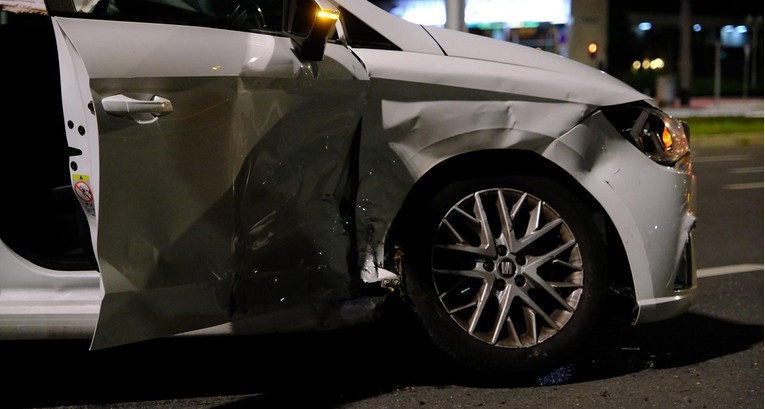 Pijana vozačica u Zagrebu pokupila četiri parkirana automobila
