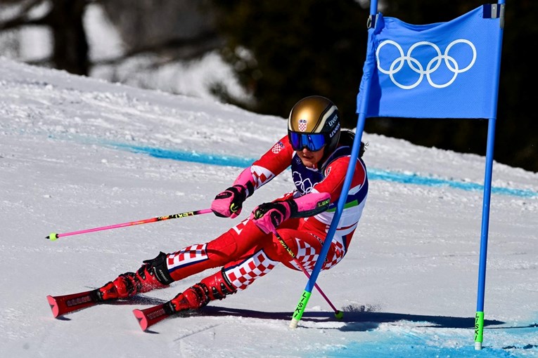 Slaba vožnja Ljutić, ima ogroman zaostatak. Brignone briljirala, čekamo Vučinić