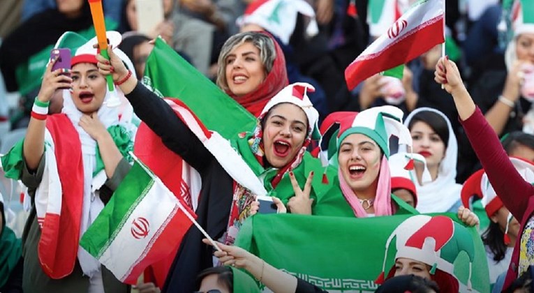 Ženama u Iranu ulazak na stadion dozvoljen prvi put nakon 1981.