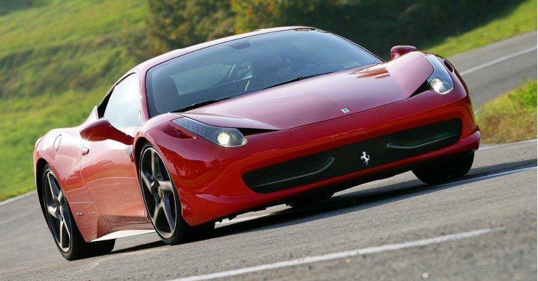 Ovo je trenutno najjeftiniji Ferrari 458, ali ima jedan problem