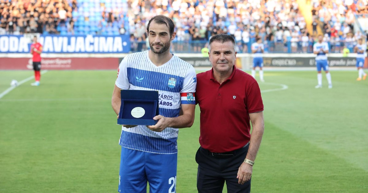 Legendarnom igraču Osijeka prijeti gubitak vida. Navijači mu pružili podršku