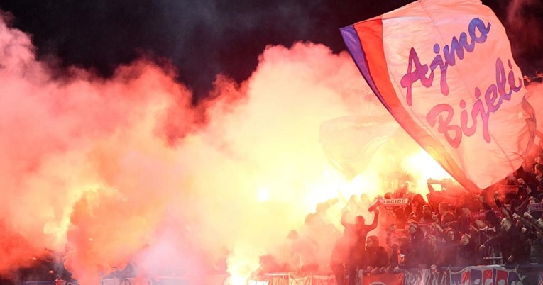 "Cigane, Cigane", zapaljeni stolci, baklje... Evo koliku kaznu Hajduk mora platiti