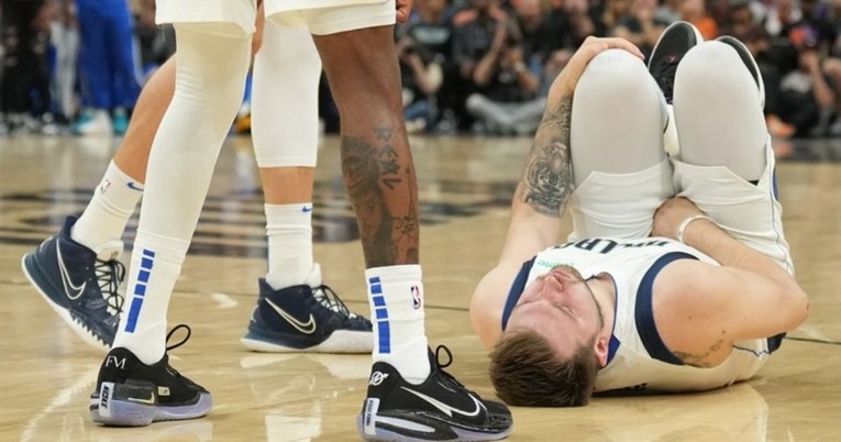 VIDEO Luka Dončić ležao u agoniji nakon što je dobio nogom u prepone