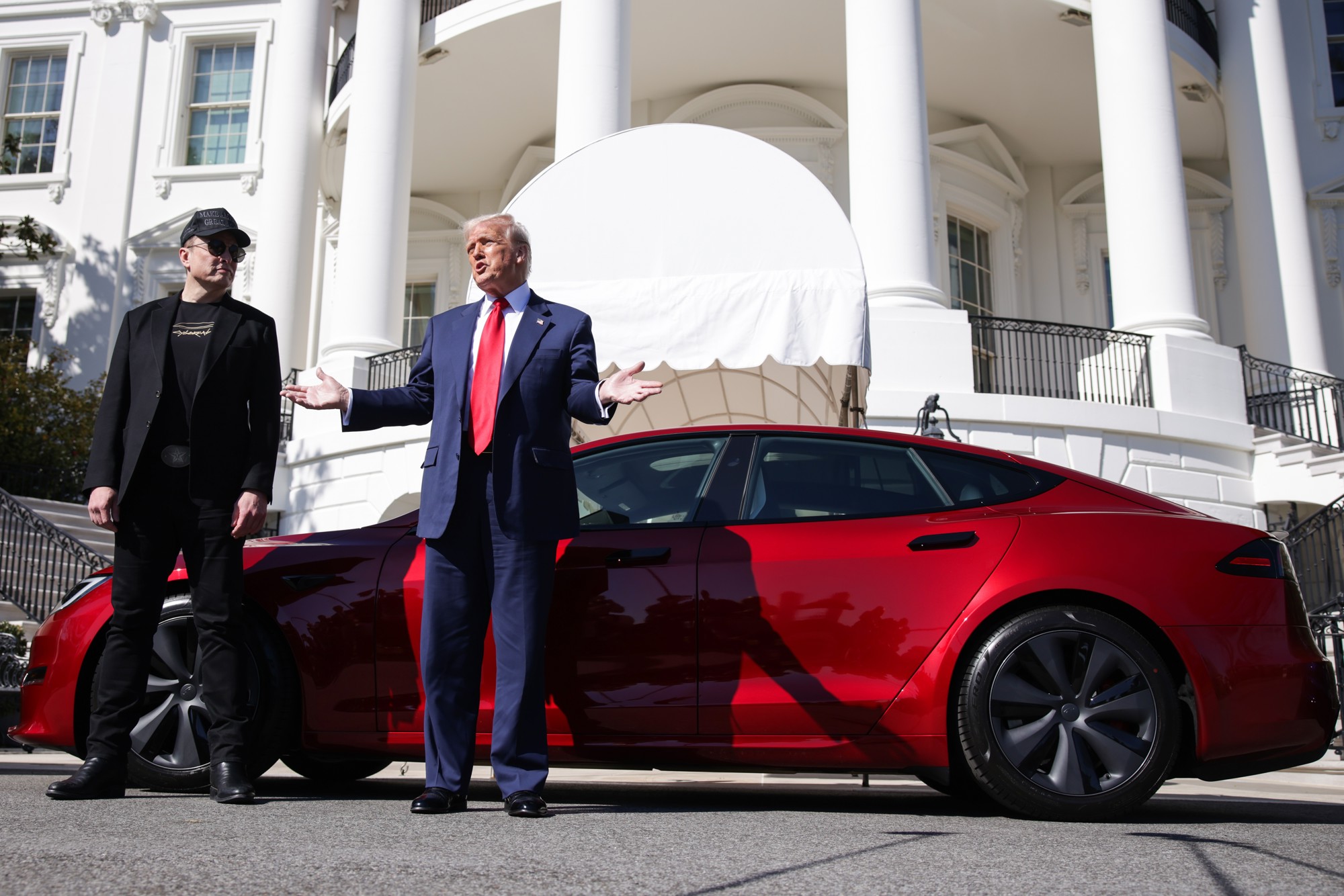 CNN: Trumpovo odustajanje od električnih vozila velika je pobjeda za Kinu