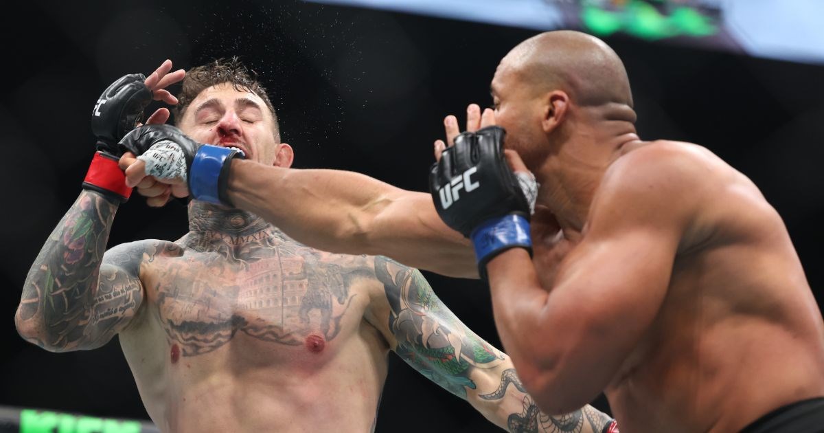 Zbog debakla u Aspinallovoj borbi sazvan sastanak u UFC-u. Hitno se mijenja pravilo