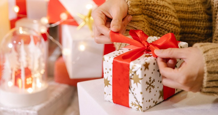 Božićni pokloni: Evo kako odabrati idealan poklon za djecu ovisno o njihovim godinama
