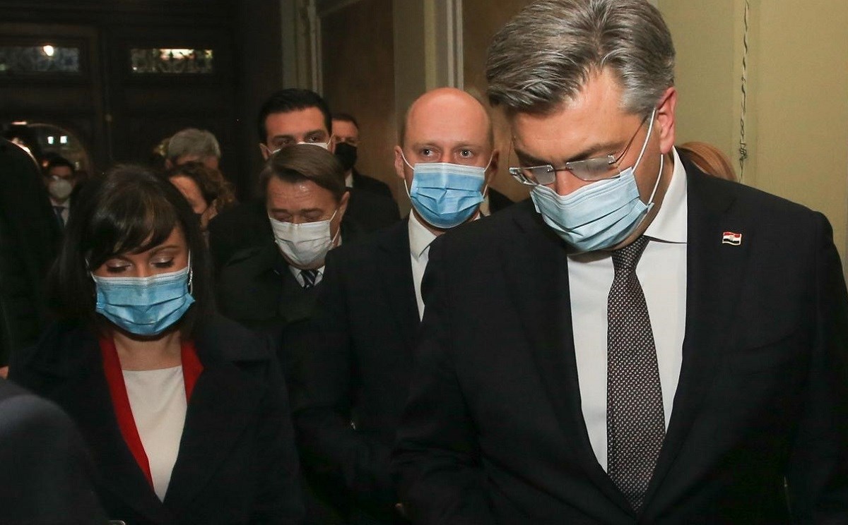 Ministrica Tramišak ispričala se premijeru zbog neugodnosti?