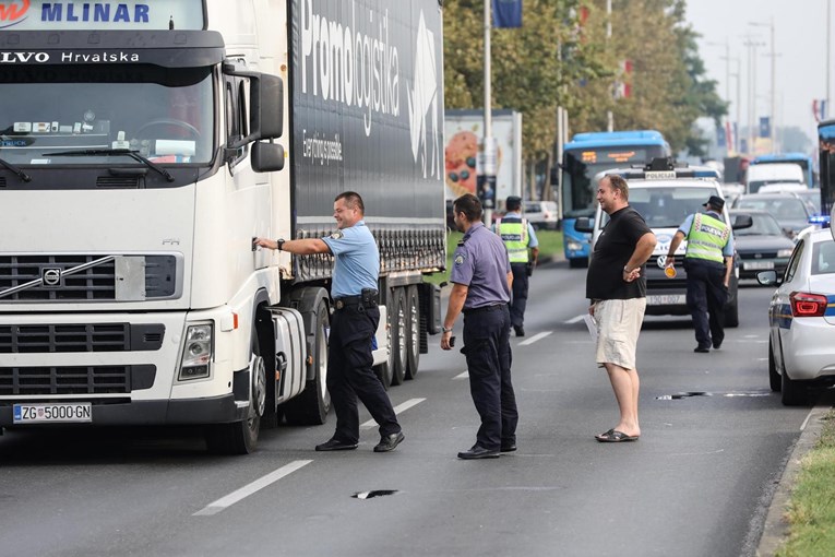 Dvije nesreće u Novom Zagrebu, kaos u prometu