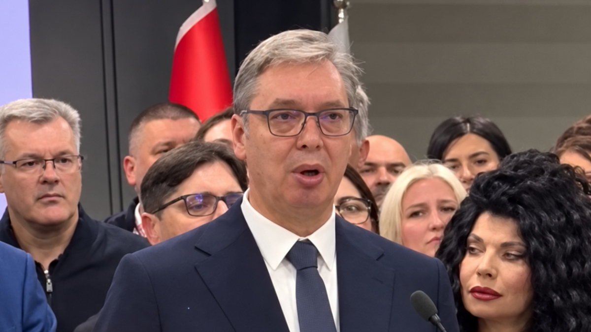 Vučić napao lidere Studentske liste i zaprijetio