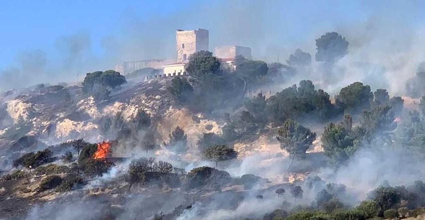 Iza razornih šumskih požara u Italiji stoje piromani?