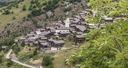 Selo u Švicarskoj nudi 58.000 eura onome tko se doseli, no postoji nekoliko uvjeta