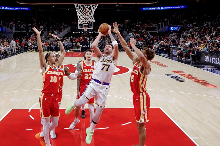 Dončić igra košarku života. Vodio je Lakerse do sedme pobjede zaredom