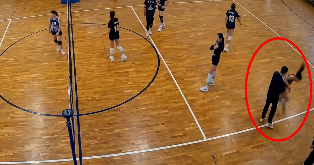 VIDEO Trener usred utakmice udario maloljetnu odbojkašicu. Dobio je žestoku kaznu