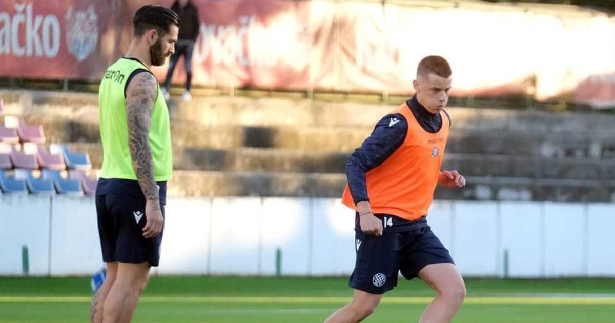 S prvom ekipom Hajduka trenira 15-godišnji talent. Evo tko je on