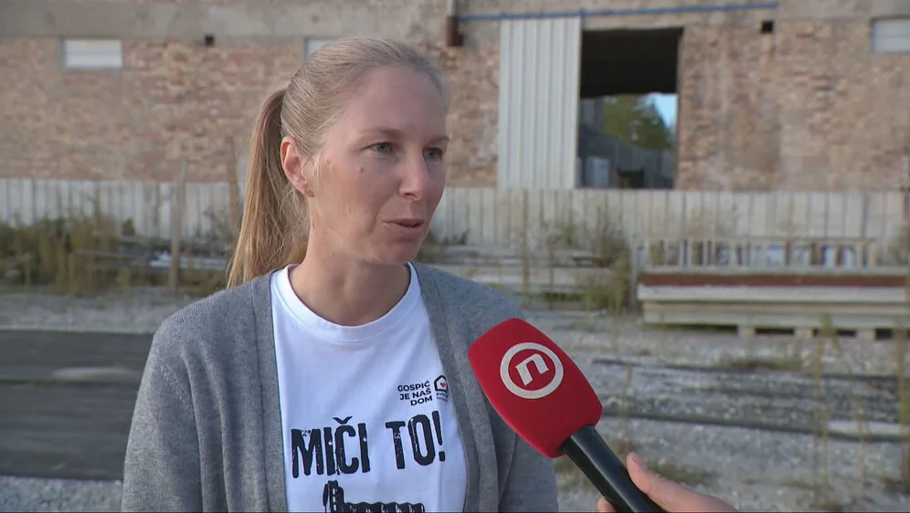 Sanacija opasnog otpada u Gospiću: Počelo prekrivanje, mještani nezadovoljni